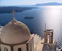 Backpacking in Santorini